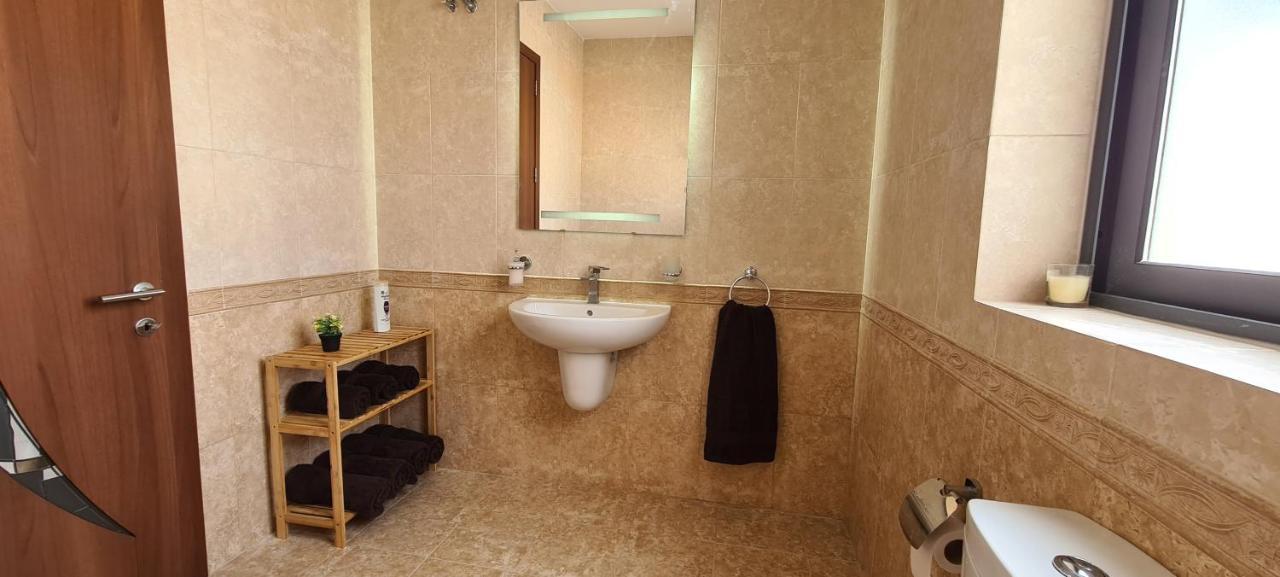 Large Apartment In Marsascala. Sleeps 6 Marsaskala Luaran gambar